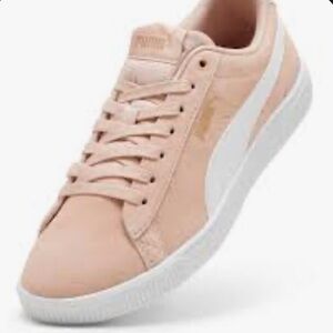Puma Vicky V3 pinkish or peach suede lace up sneakers